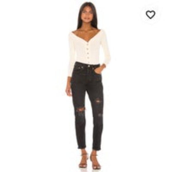 Levi’s 501 Women’s High Rise Distressed/Ripped Knees EUC w26l30 - Picture 2 of 8